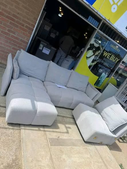 L SHAPE COUCH 🛋 SET photo 3
