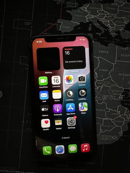 IPhone XR 64 gb photo 3