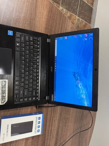 Acer Semi-Mini Pro Laptop photo 1