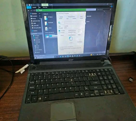 Acer aspire 5250 laptop photo 1