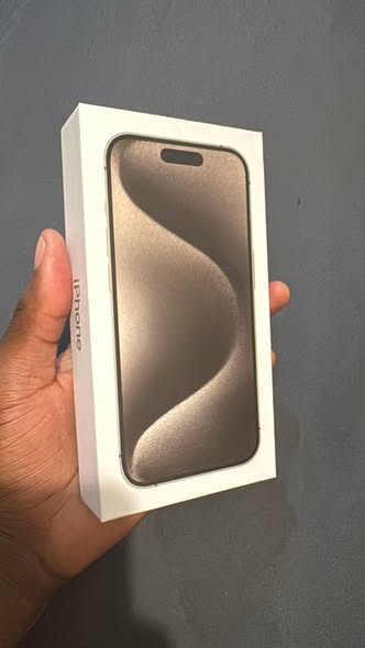 IPHONE 15 PRO 256GB photo 4