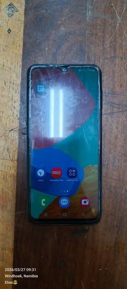 Samsung Galaxy M33 5G photo 2
