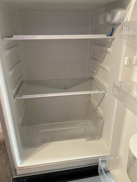 FRIDGE photo 5