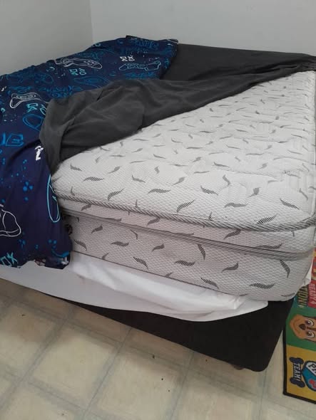 DOUBLE BED photo 1