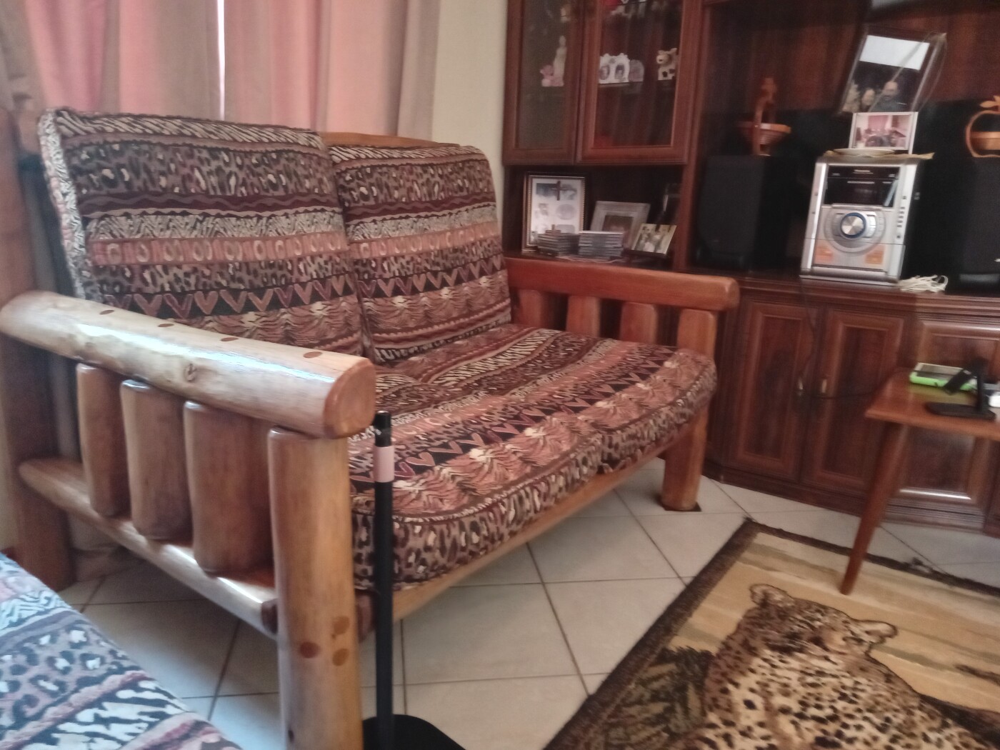 Log lounge set 7 seater photo 4