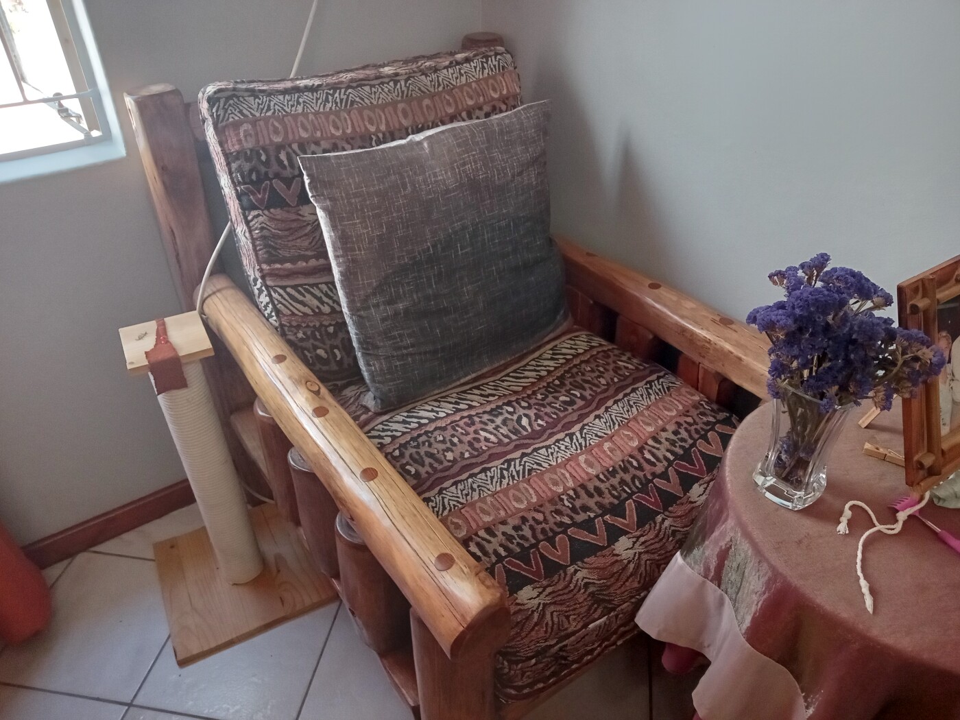 Log lounge set 7 seater photo 5