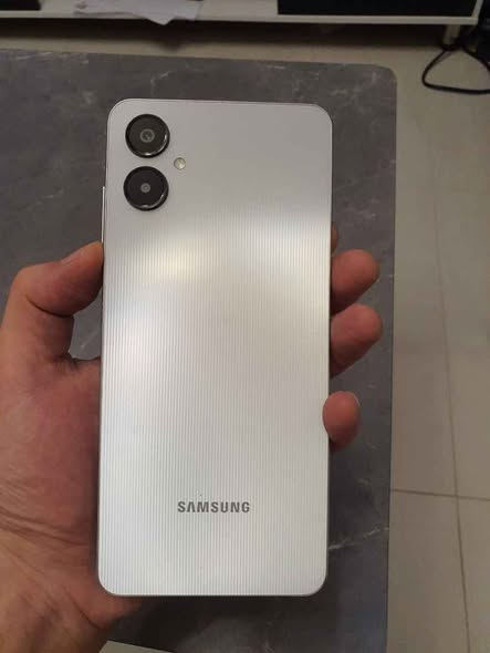 Samsung Galaxy A06s photo 1