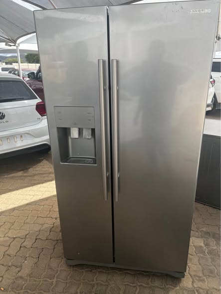 Samsung Fridge Freezer photo 4