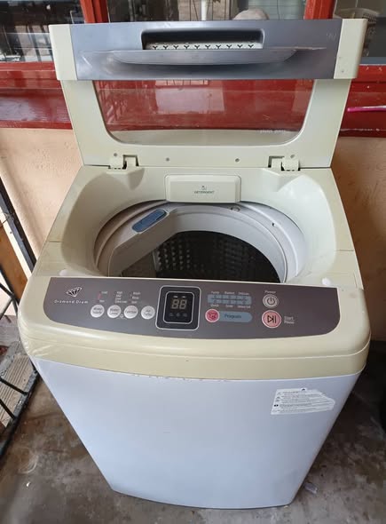 Washing machine photo 2