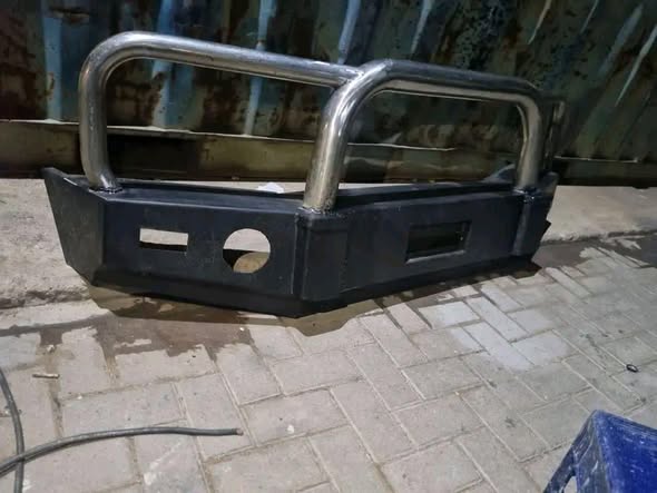 Landcruiser bull bar photo 2