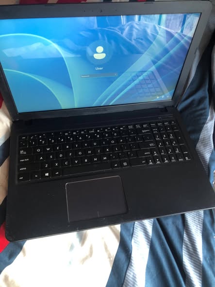Asus laptop photo 3