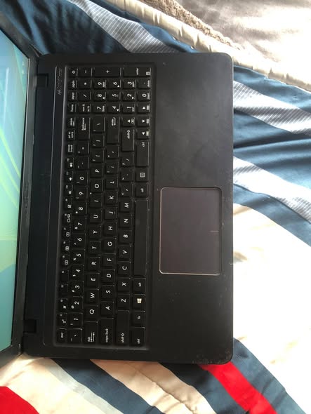 Asus laptop photo 2