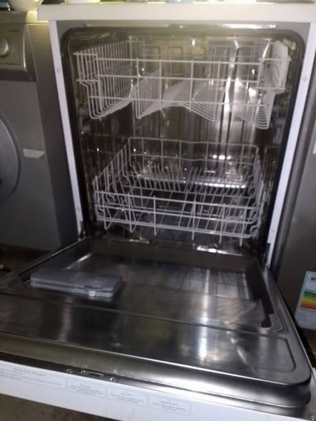 Dishwasher photo 2