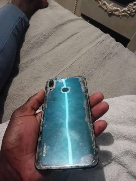 Huawei Y9 photo 2