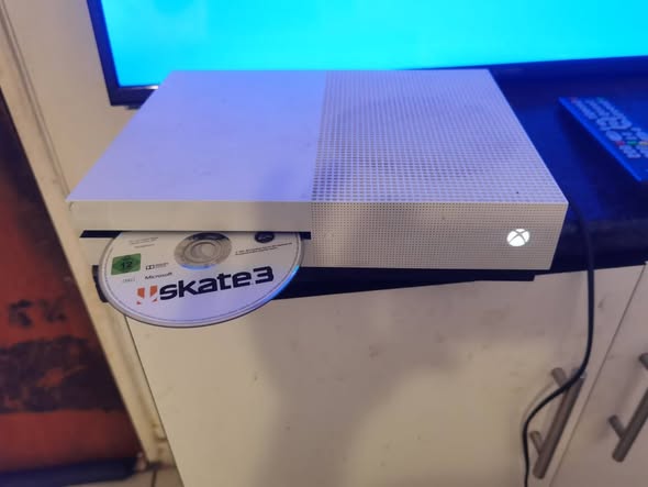 Xbox oneS photo 4