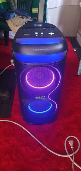 VolkanoX VXP200 Dual 6.5 inch Party Speaker photo 1
