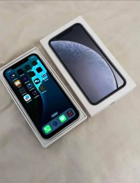 Iphone XR 64gb photo 1