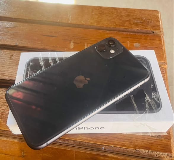 IPhone 11 photo 2