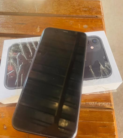 IPhone 11 photo 1