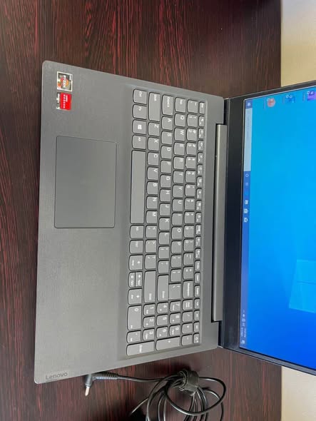 Lenovo Ryzen 3 Pro laptop photo 3