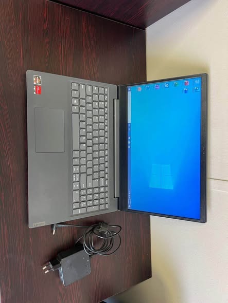 Lenovo Ryzen 3 Pro laptop photo 2