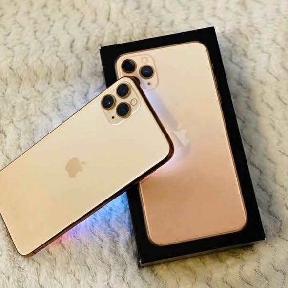iPhone 11 Pro Max photo 2