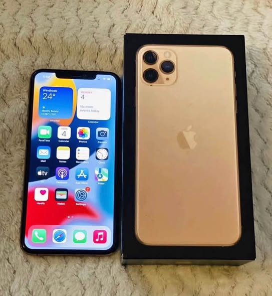 iPhone 11 Pro Max photo 1