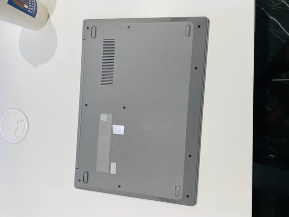 Lenovo Laptop photo 1