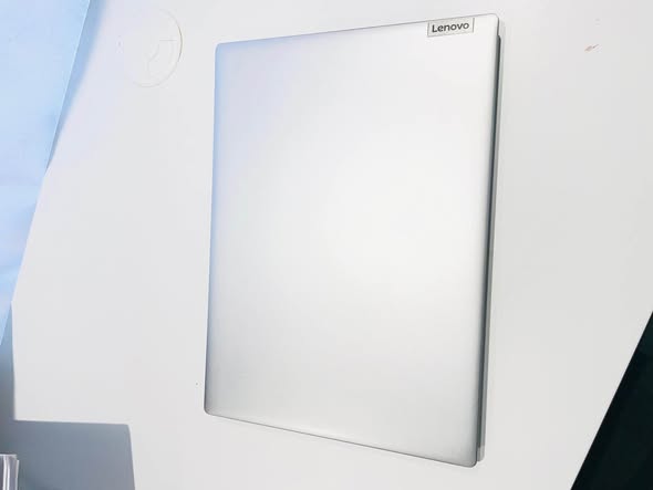 Lenovo Laptop photo 2