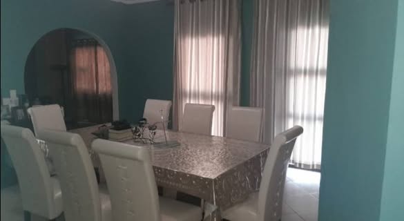 House for sale photo 3