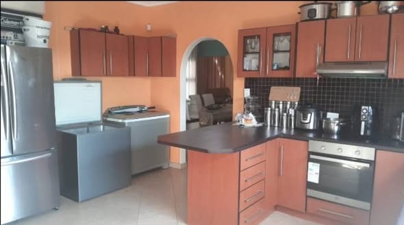 House for sale photo 1