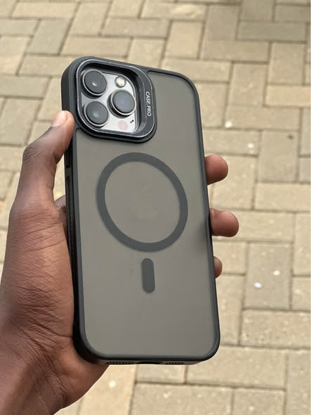 IPhone 13pro Max photo 2