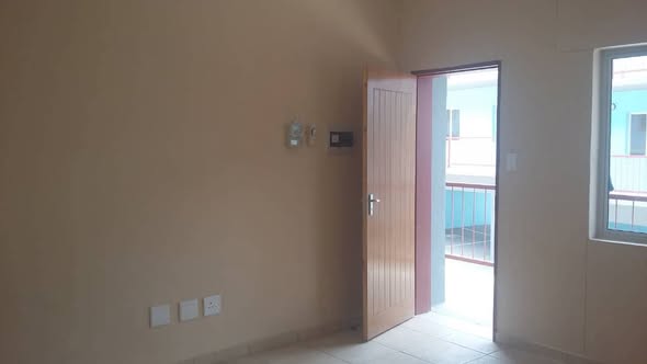 Flat for sale in Otjomuise photo 4