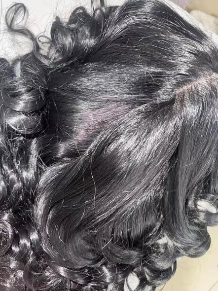 SYNTHETIC WIG photo 4