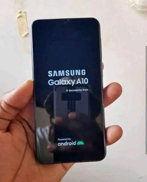 Samsung A 10 photo 2