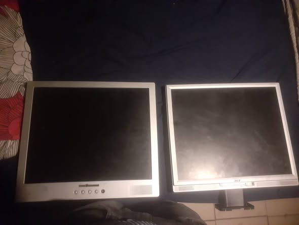 Monitor photo 1