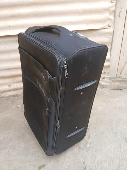 Luggage photo 1