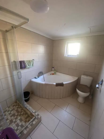 DOUBLE STOREY HOUSE FOR SALE IN WALVIS BAY NARRAVILE photo 5