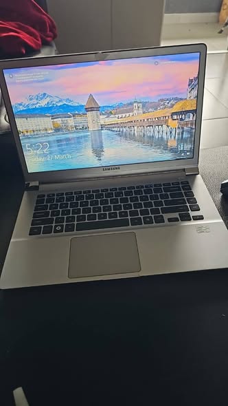 Samsung laptop i5 photo 3