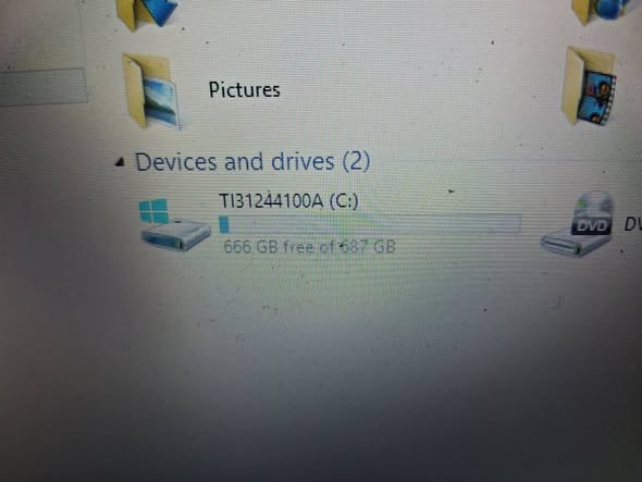 Toshiba Laaptop photo 2