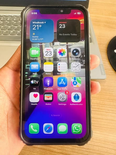 Iphone 12 photo 1
