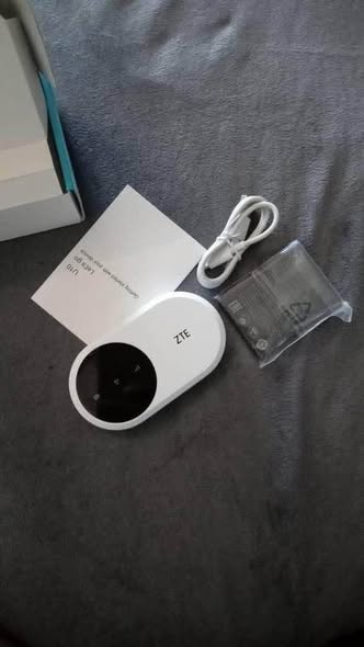 Brand new ZTE pockets wifi photo 3