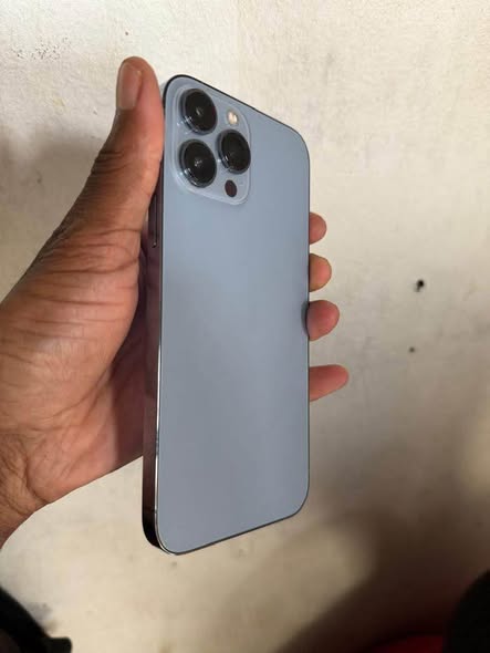 iPhone 13 Pro Max 512GB photo 2
