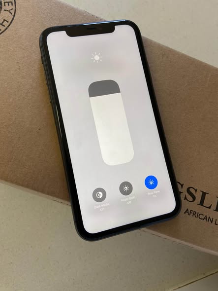 iPhone 11 photo 1