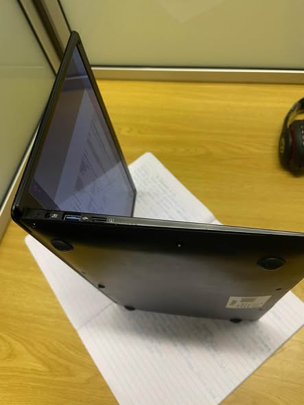 Proline Notebook photo 2