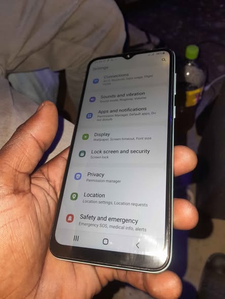 SAMSUNG GALAXY A03 photo 2
