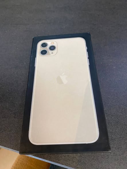 Iphone 11 Pro photo 1