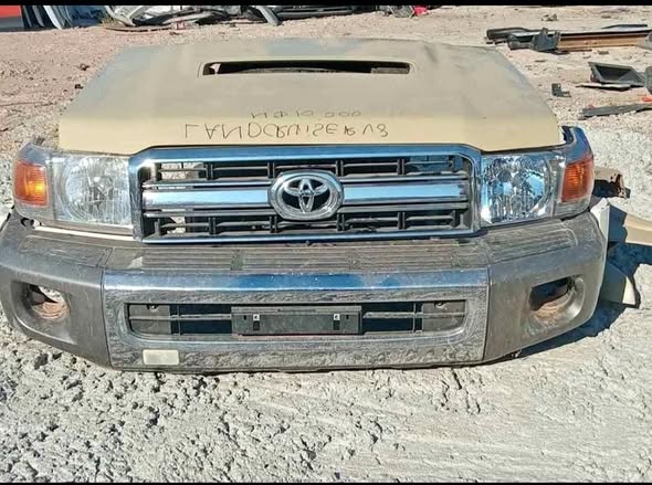 LAND CRUISER 79 SERIES SPARE PARTS photo 2