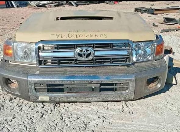 LAND CRUISER 79 SERIES SPARE PARTS photo 1