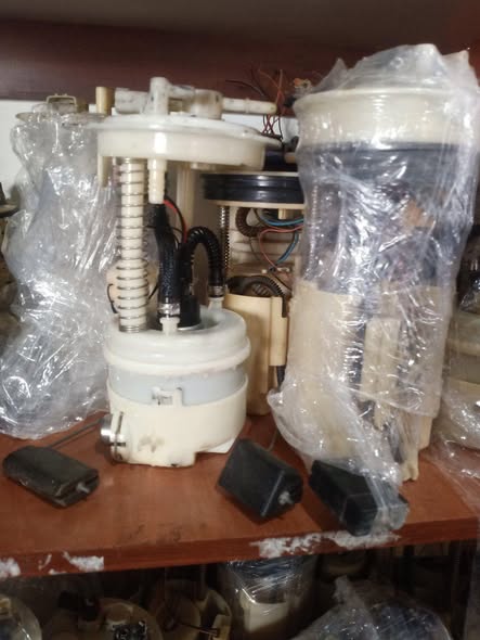 Parts photo 4